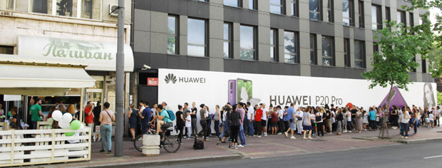 ХУМАНИ ЦИЉ: Најстарија посластичарница у граду Пеливан делила бесплатан сладолед 